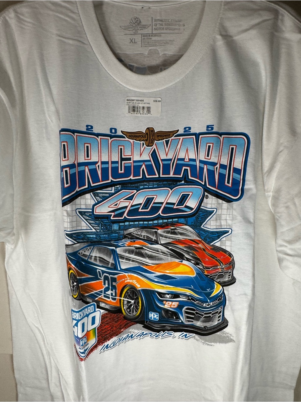 Brickyard 400 men’s White Graphic Racing Tee